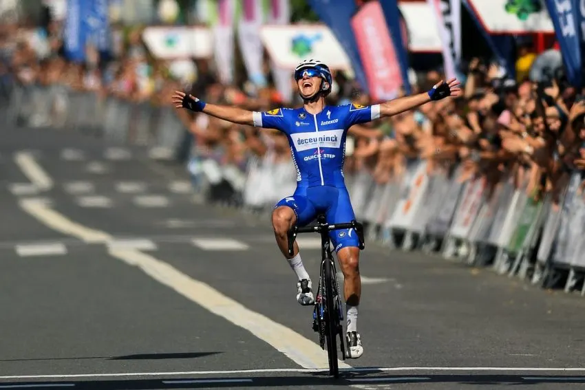 road:-evenepoel-with-deceuninck-quick-step-until-2023-#evenepoel-#thewolfpack-#-lavuelta19-#cycling