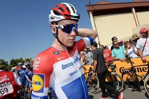 tour-of-spain:-jakobsen:-“we-missed-a-first-opportunity”-#-lavuelta19-#wolfpack-#jakobsen-#richeze-#bennett
