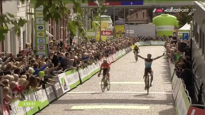 oliver-naesen-wins-final-stage,-laurens-de-plus-wins-overall