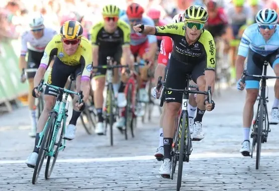 tour-of-britain:-trentin-wins-and-becomes-leader-#ovotob-#-mitchelton-scott-#trentin-#teunissen-#uci