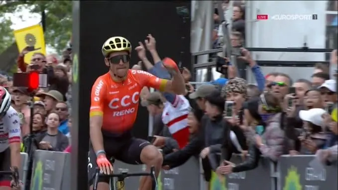 greg-van-avermaet-wins,-alaphilippe-and-cosnefroy-passed-clos