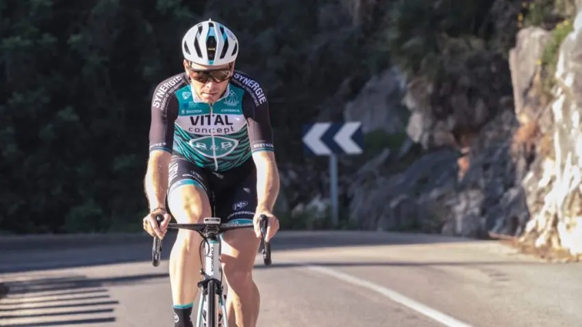 road:-vital-concept-b-&-b-hotels-extends-kris-boeckmans-#meninglaz-#mercato-#cycling-#cycling-#boeckmans
