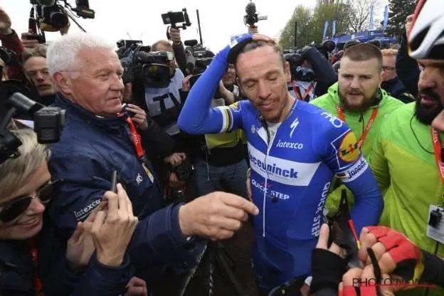 road:-philippe-gilbert:-“it's-not-over-yet-…!”-#gilbert-#thewolfpack-#mercato-#lottosoudal-#uci