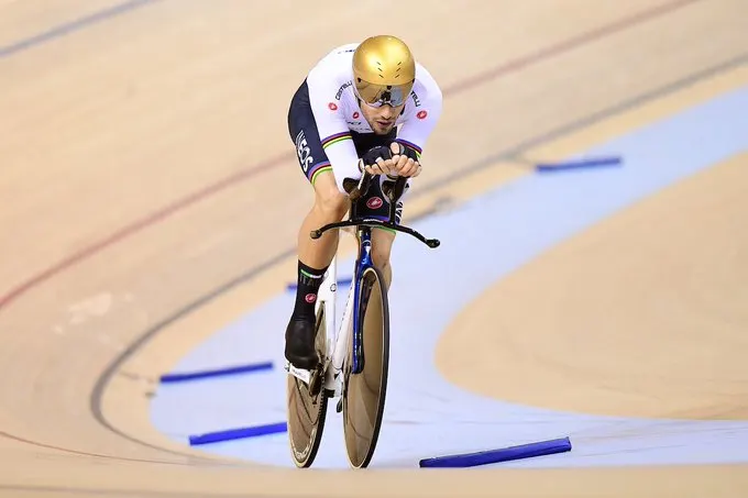 track-–-cdm:-2nd-world-record-of-the-pursuit-for-ganna-#minsk-#track-#ganna-#teamineos-#uci-#worldrecord