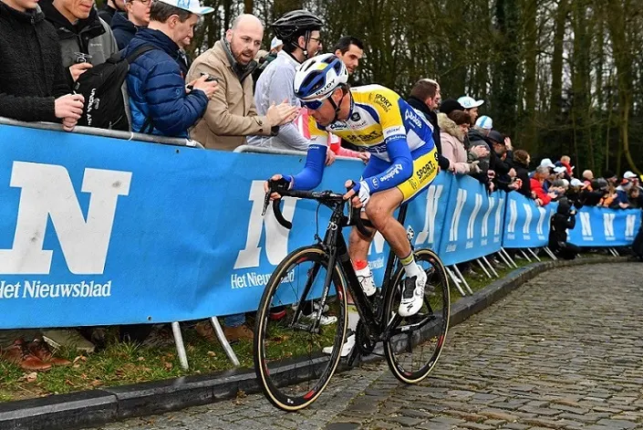 infirmary:-benjamin-declercq-operated-and-absent-5-to-6-weeks-#declercq-#arkeasamsic-#infirmerie-#cycling-#crash