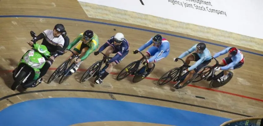 track-–-cdm:-the-french-are-2nd-in-madison-in-brisbane-#tissotucitrackwc-#thisisbrisbane-#thisistrack