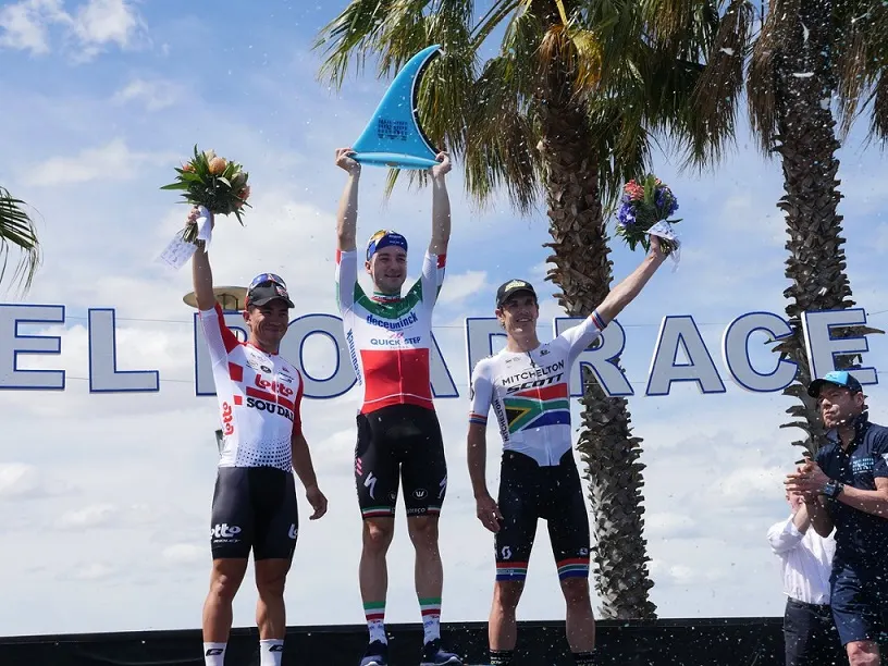 cadel-evans-road-race:-groupama-fdj-and-cofidis-at-the-start-#cadelroadrace-#allezalm-#cofidismyteam-#viviani