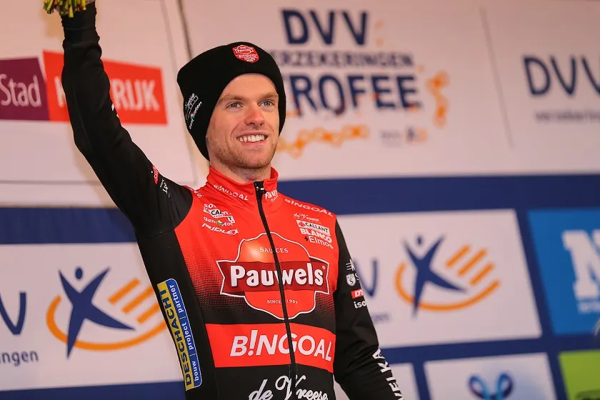 cyclo-cross:-eli-iserbyt-extends-with-pauwels-sauzen-bingoal-#pauwelssauzen-#iserbyt-#cyclocross-#vanderpoel