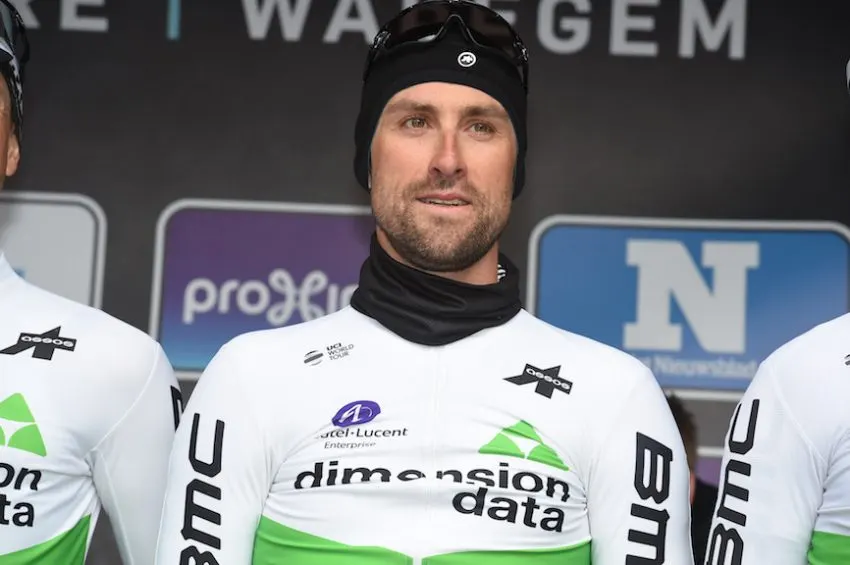 road:-cavendish's-tribute-to-bernhard-eisel:-“thank-you-for-everything”-#eisel-#dimensiondata-#cavendish-#tdf-#cyclism