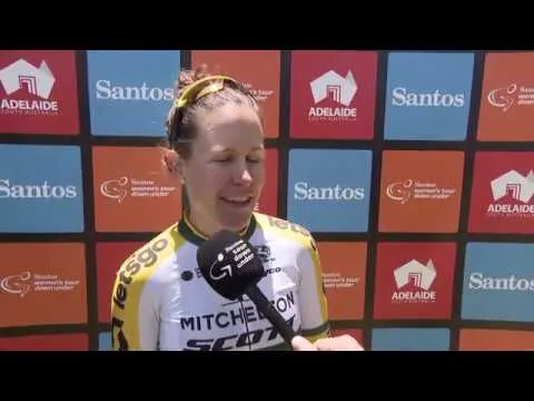 amanda-spratt-offers-the-2nd-stage-of-the-tour-down-und